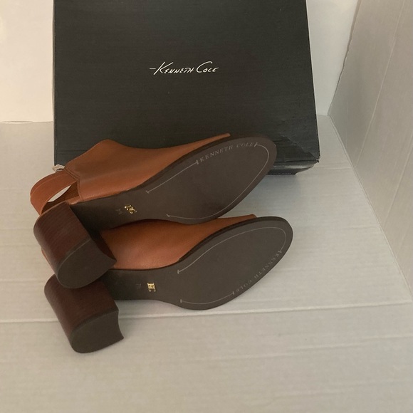 Kenneth Cole - NWOT - Starlet Leather Open Toe/Heel - Size 7 1/2 - Picture 3 of 5